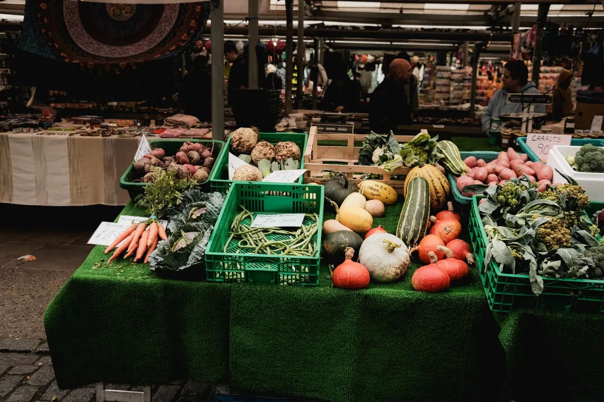 Fenland Farmers' Market Season: What to Buy and When